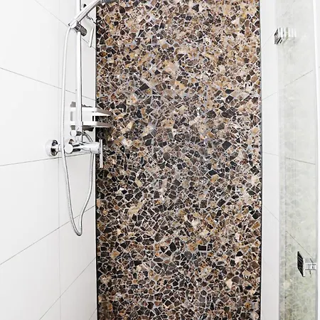 Schicke Souterrainwohnung * Heidelberg