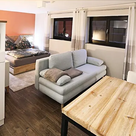 Schicke Souterrainwohnung Apartmán *