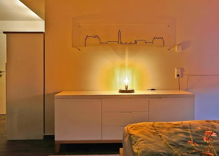 Schicke Souterrainwohnung Lägenhet